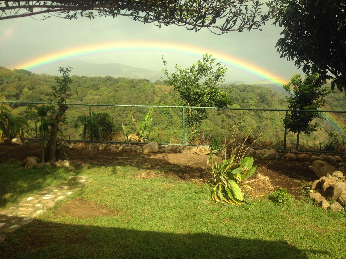 El Risco Hostel: Bed And Breakfast Alto Boquete Luaran gambar